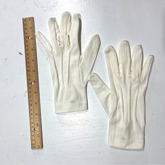Vintage White Cotton Gloves With Decorative Button Closure 9 Inch Length Womens - Picture 3 of 3
